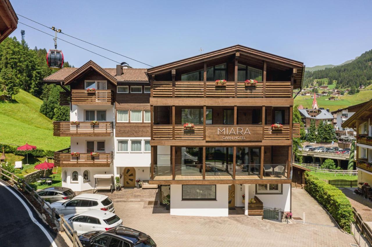 Garni Hotel Miara - Your Dolomites Home Selva di Val Gardena Dış mekan fotoğraf