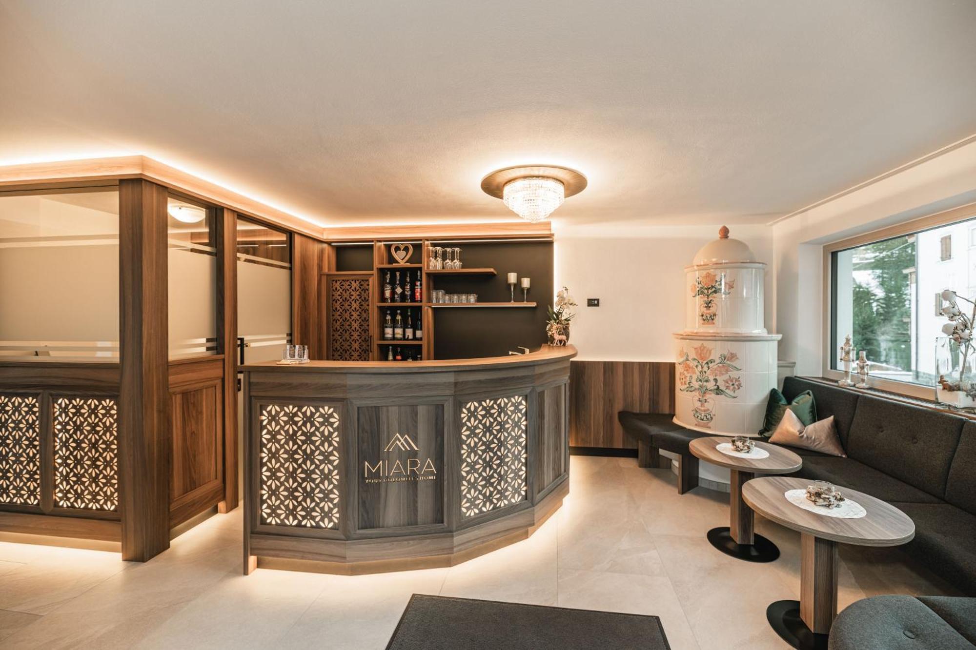 Garni Hotel Miara - Your Dolomites Home Selva di Val Gardena Dış mekan fotoğraf